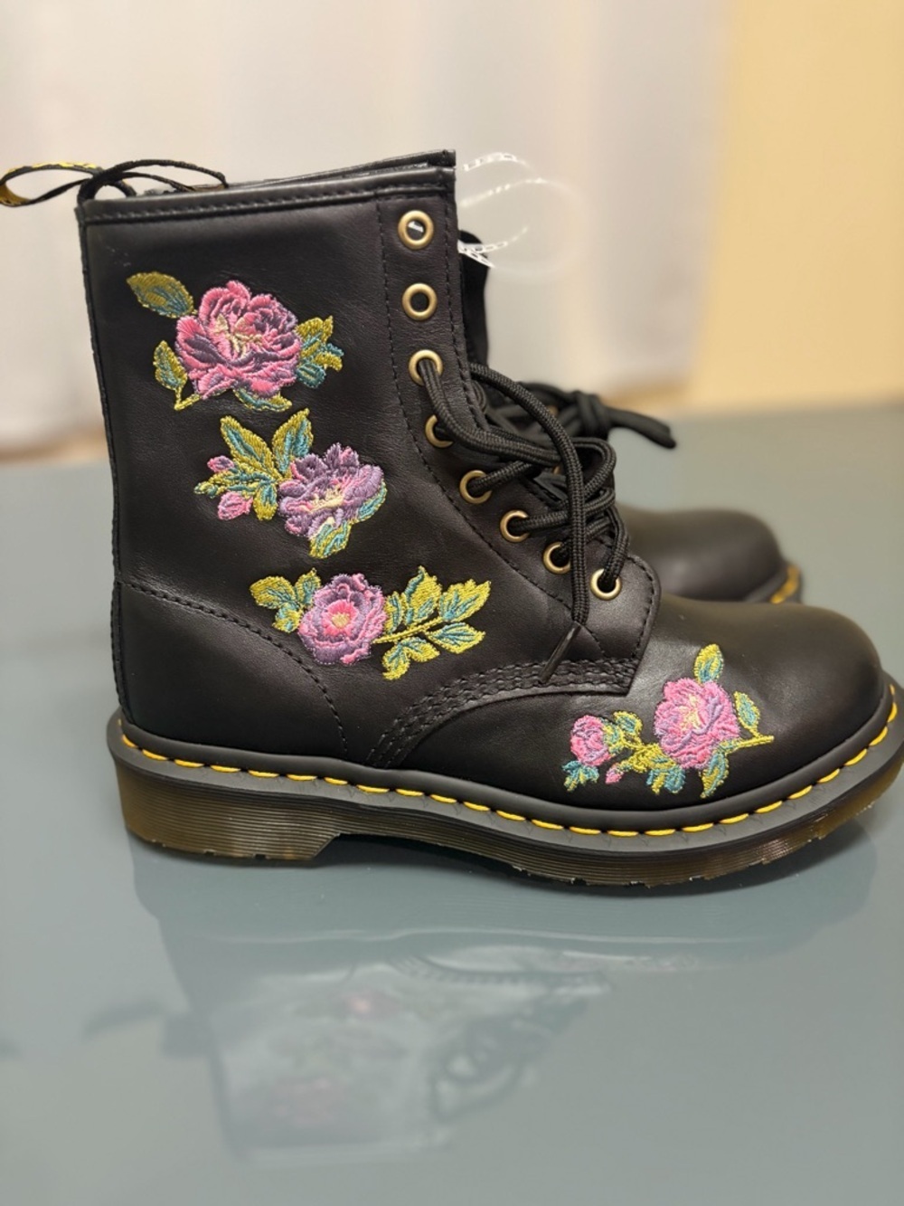 Dr. Martens 1460 Vonda 2 embroidered floral boots - Picture 5 of 13